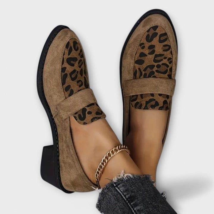 Carla |  Elegant Women's Shoes With Leopard Print