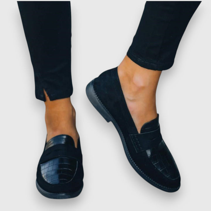 Lia | Moccasins