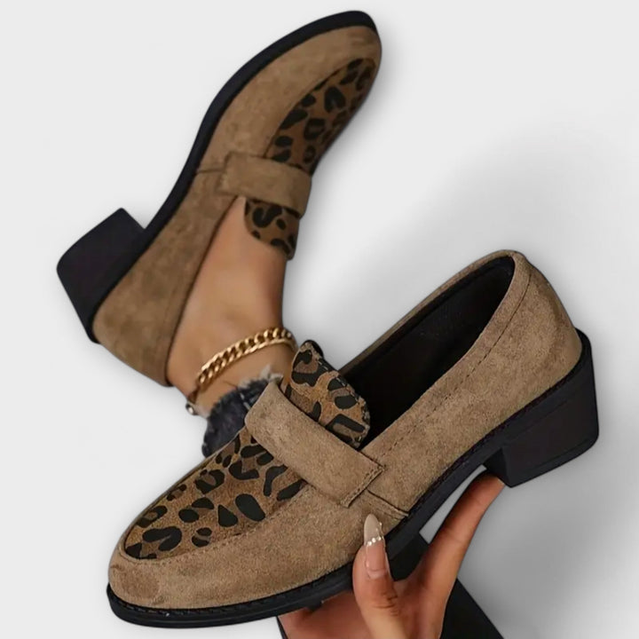 Carla |  Elegant Women's Shoes With Leopard Print